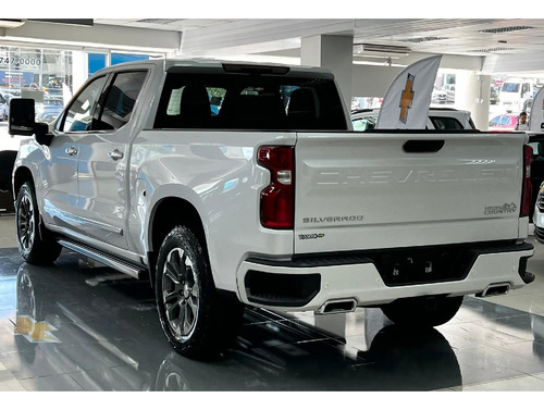 Chevrolet Silverado 5.3 V8 GASOLINA 1500 HIGH COUNTRY 4X4 AUTOMÁTICO