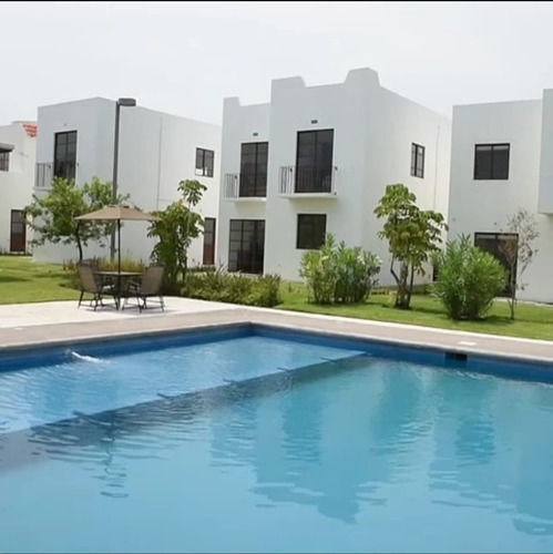 Casa En Venta En Los Tabachines Veracruz, Ver.