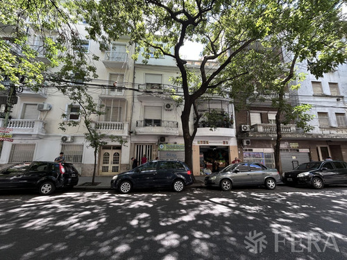 Venta De Departamento 3 Ambientes En Flores