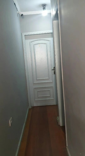 Aluga-se Quarto Grade Com Pia E Banheiro