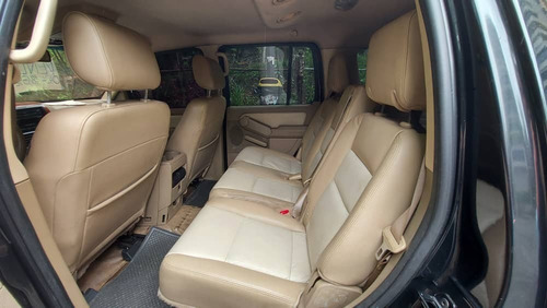 Imagen 5 de 5 de Ford Explorer Eddie Bauer 08