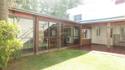 Imagen 19 de 30 de Venta · Casa · 4 Dormitorios · Patio · Quincho Completo · Terraza · Remodelada · Alberdi