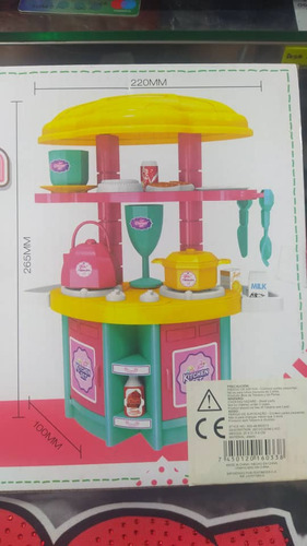 Imagen 2 de 2 de Mini Cocina De Juguete Con Accesorios Ollas,copa Etc