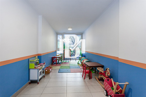 Departamento En Venta De 4 Dorm. En Las Condes