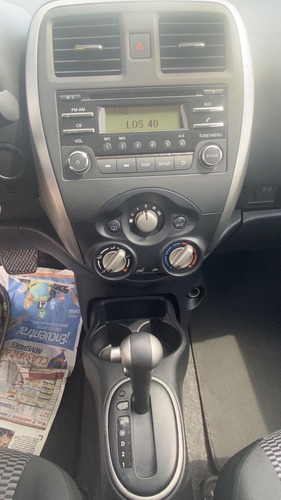 Imagen 13 de 15 de Nissan March Sense 2015