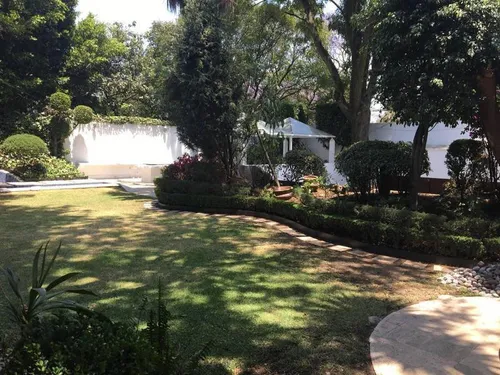 Renta Casa Con Alberca En Paseo De Las Palmas Lomas De Chapultepec