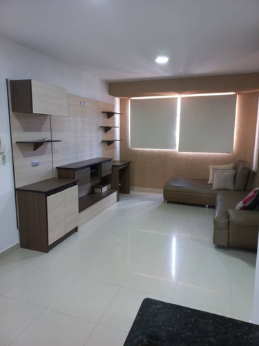 Imagen 13 de 27 de Apartamento En Los Mangos Valencia, 100% Planta Res. Alameda Daniela J