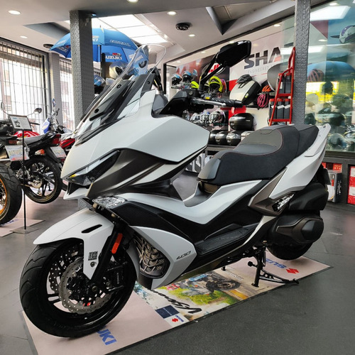 Moto Kymco 400 Xciting Vs