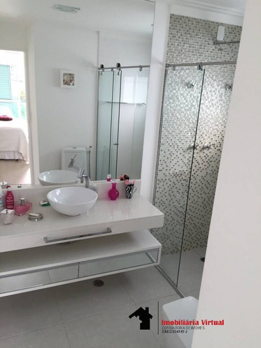 Imagem 7 de 8 de Casa Com 4 Suites - 734