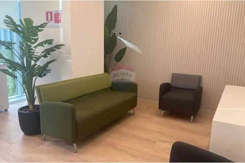 Oficina Nueva Las Condes | 5 Estac + Bodega