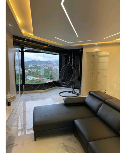 Venta Apto Lomas De Prados Del Este 86mts2 2h/2b/2pe