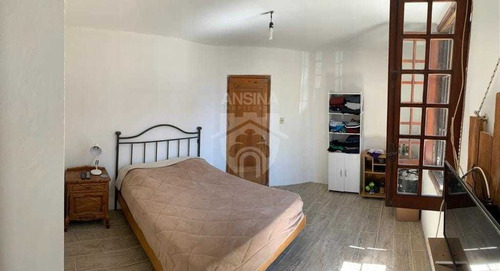 Venta Casa Malvin 2 Viviendas 4 + 2 Dormitorios Parrillero