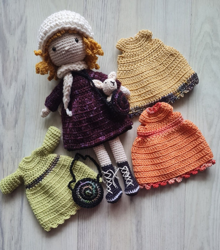 Muñeca Amigurumi Con Ropa Y Accesorios A Crochet Artesanal