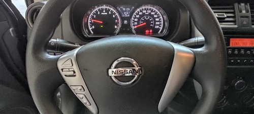 Imagem 8 de 15 de Nissan Versa 2018 1.6 16v Sv Aut. 4p