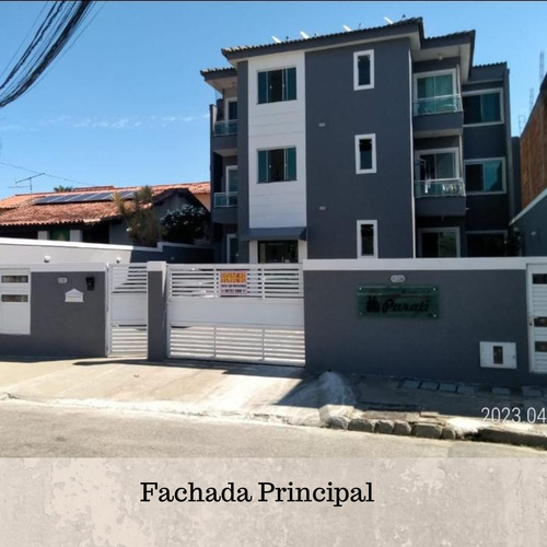 Apartamento 02 Qts Com Suíte E Quintal!