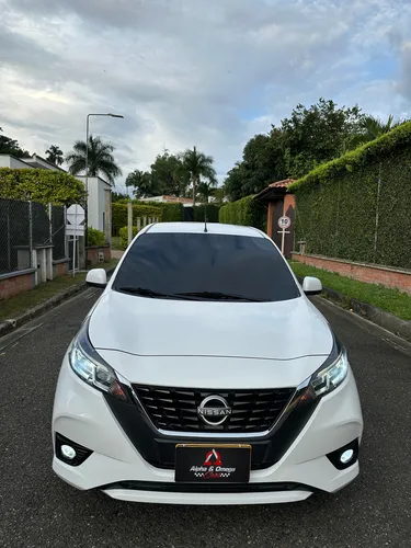 Nissan March 1.6 Aut Advance Full Equipo Blindaje 2 Plus