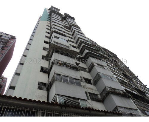 29-03 Dr Apartamento Ubicado En Distrito Metropolitano, Urb San Juan