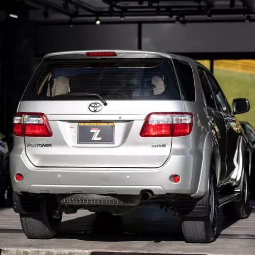 Toyota Fortuner 2.7
