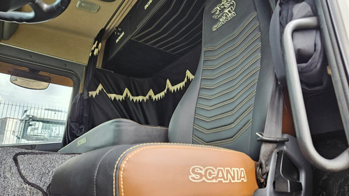 Scania P360 4x2 Ano 13 Automático Com Ar Condicionado