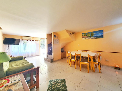 Imagen 1 de 29 de Venta Casa 6 Amb 166 M2 Cochera Valentin Alsina