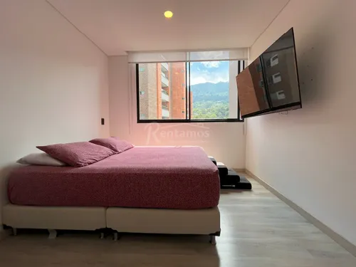 Apartamento En Venta En Loma De Los Mesa. Cod V776087
