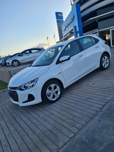 Imagen 7 de 25 de Nuevo Chevrolet Onix Ltz At 1.0t 5p Ad