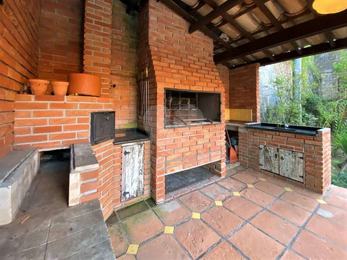 Imagem 27 de 30 de Casa Em Condomínio, 3 Dorm (1ste) Casa Rústica Linda, 2 Lareiras, Piscina, Gourmet! - Reo580066