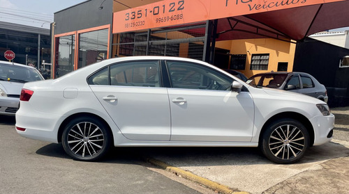 Volkswagen Jetta JETTA Highline 2.0 TSI 16V 4p Tiptronic