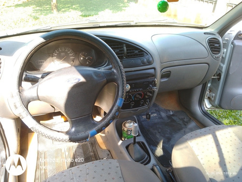 Imagen 13 de 21 de Ford Courier Modelo 2008