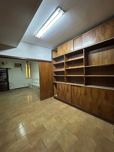 Venta De Oficina En Monte Grande