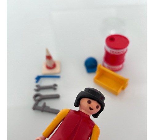 Boneco Playmobil Mecânica De Corrida Ferramentas Galão Caixa (Usado)