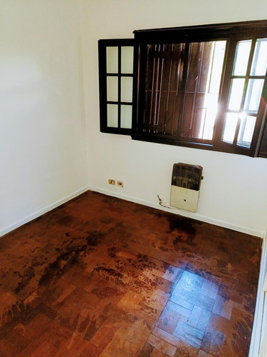 Casa En Ph Totalmente Independiente En Esquina Todo En Una