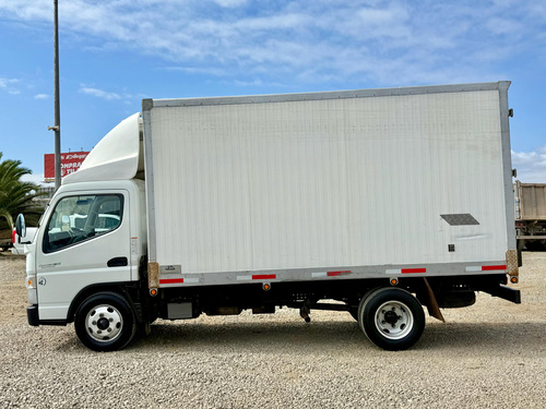 2022 Camión Mitsubishi Fuso Canter 613 Con Furgón Frigo