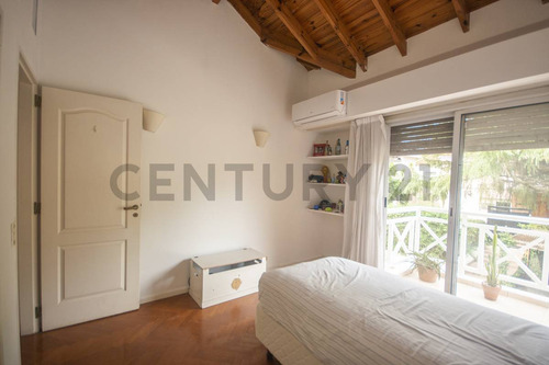 Casa Venta 4 Ambientes La Horqueta San Isidro Cochera Y Patio Y Parrilla Y Quincho Y Pileta Y Barrio
