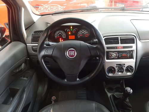 Fiat Punto 1.4 Attractive Flex 5p