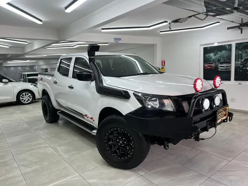 Nissan Frontier Diesel Mt 2.5 4*4 2020
