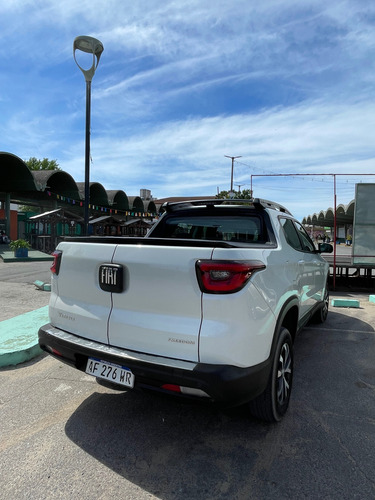 Fiat Toro 1.8 170 E-torq Evo Freedom At6
