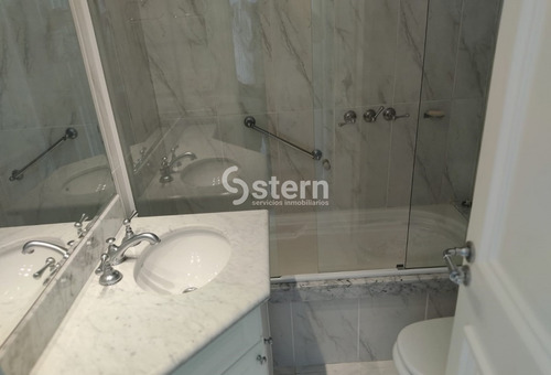 Imagen 25 de 30 de Venta Apartamento 3 Dormitorio Y Dependencia, Playa Mansa, Punta Del Este