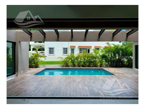 Imagen 1 de 13 de Espectacular Casa En Venta En  Lagos Del Sol Cancun 4 Rec Colinda Con Hermosas Areas Verdes Ideal Para Sus Hijos B-alrz6995
