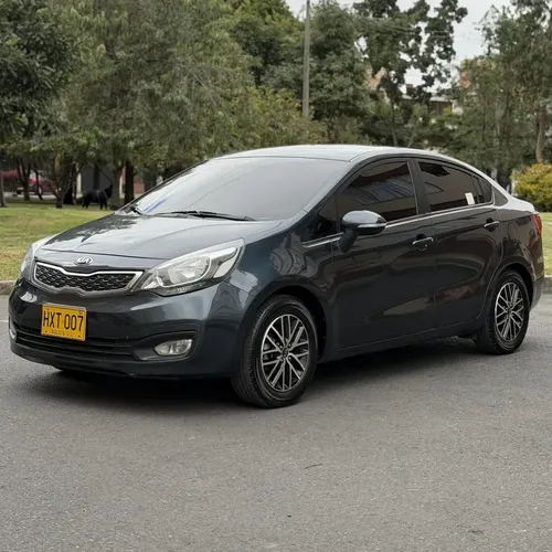 Kia Rio 1.2 4 p | TuCarro