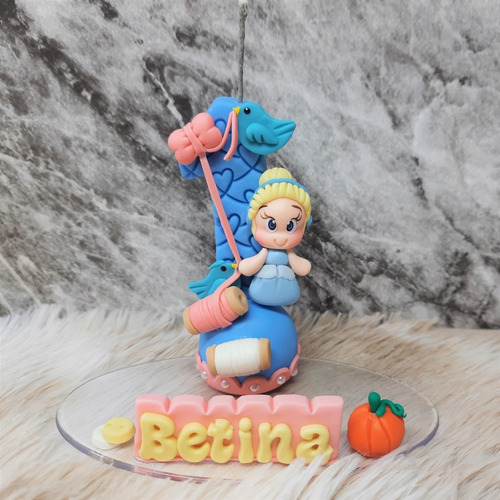 Imagem 4 de 4 de Vela Topo De Bolo Em Biscuit Cinderela Aniversario