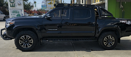 Toyota Tacoma TRD SPORT 4X2