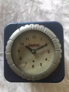 Radio Reloj Despertador Sanyo Rm 2200 Nuevo Am Fm Colores