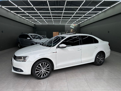 Volkswagen Jetta 2.0 Tsi Highline 4p