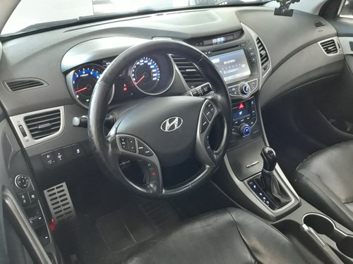 Imagem 5 de 9 de Hyundai Elantra 2014 2.0 16v Gls Flex Aut. 4p