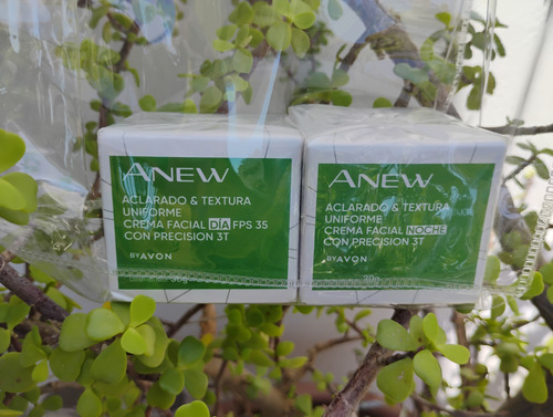 Set De Cuidado Facial Anew Aclarado Y Textura Uniforme 3t.