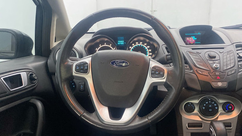 Imagen 18 de 25 de Ford Fiesta Hatchback 1.6