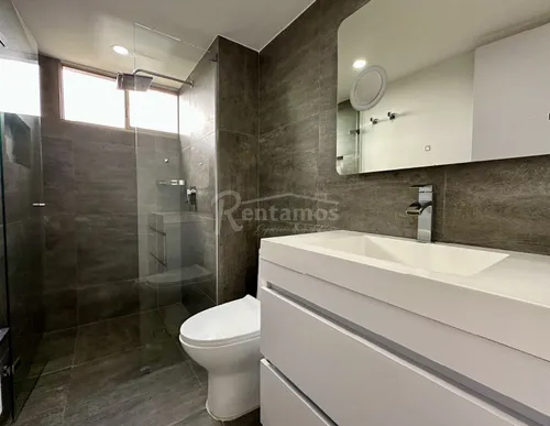 Apartamento En Arriendo En El Poblado. Cod A776155