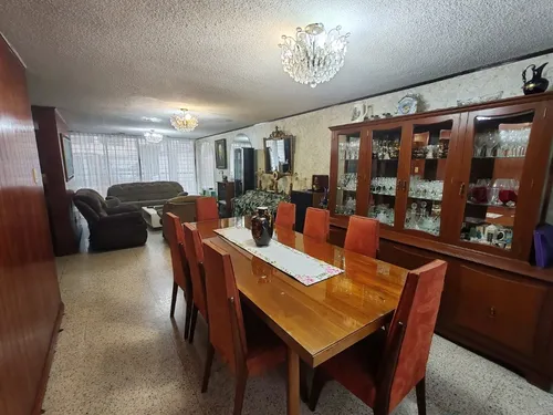 Casa Sola Con Departamento Independiente A Un Costado De Uvm Coyoacán