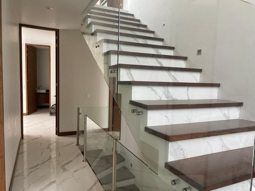 Casa En Venta En Zona Real, Coto Sequoia, Zapopan, Jalisco
